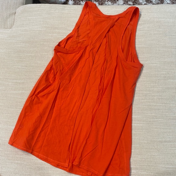 lululemon tie back tank - Picture 1 of 4